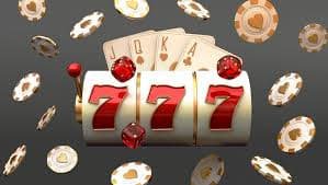 Filipino players browsing lucky calico sports and casino sections on mobile